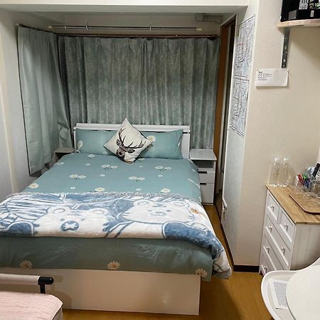 新宿安靜の家-A Quiet Home In Shinjuku - A 26 Square Meter Double Bed Room That Feels Like Home Tōkyō Extérieur photo
