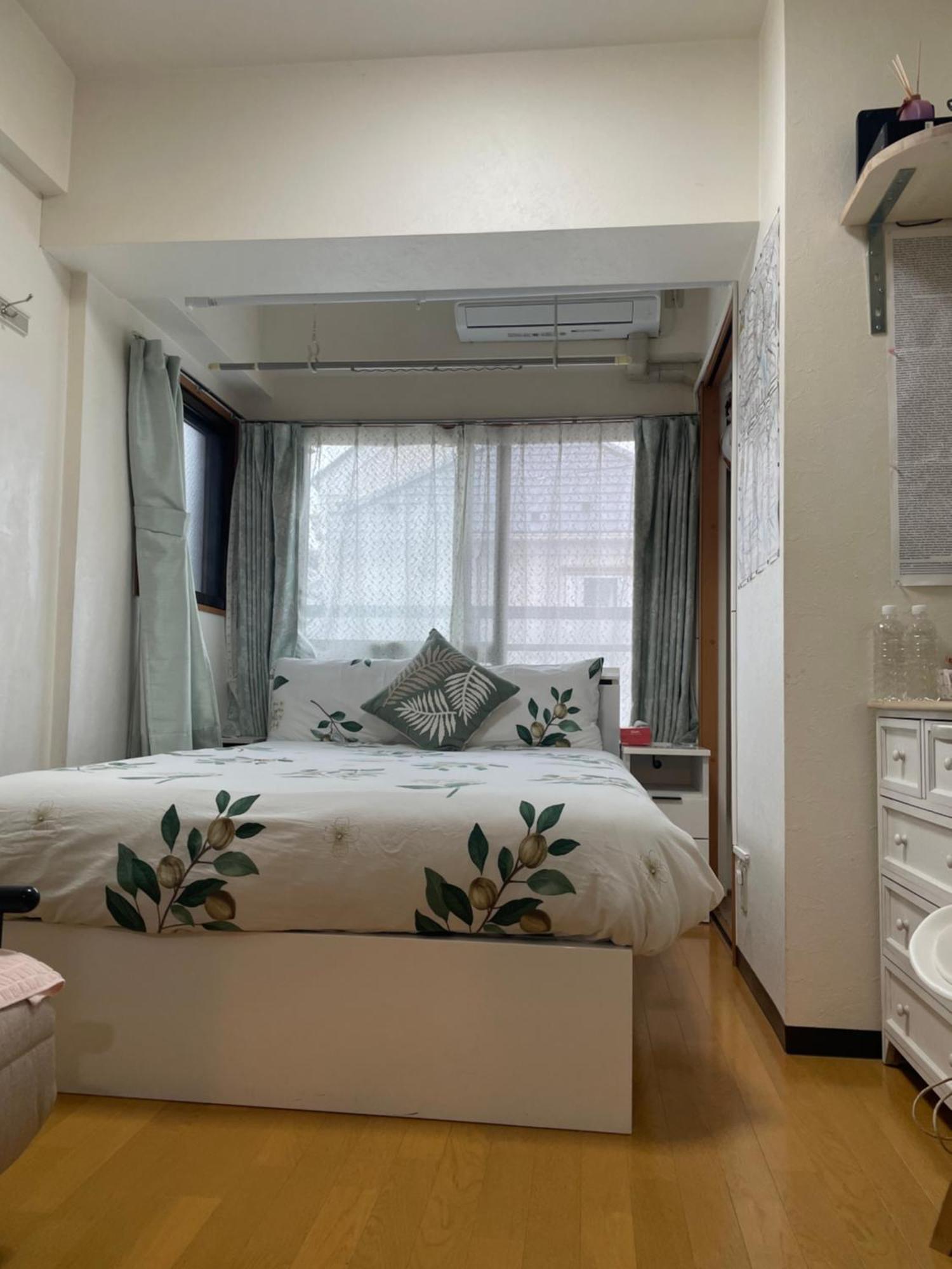 新宿安靜の家-A Quiet Home In Shinjuku - A 26 Square Meter Double Bed Room That Feels Like Home Tōkyō Extérieur photo
