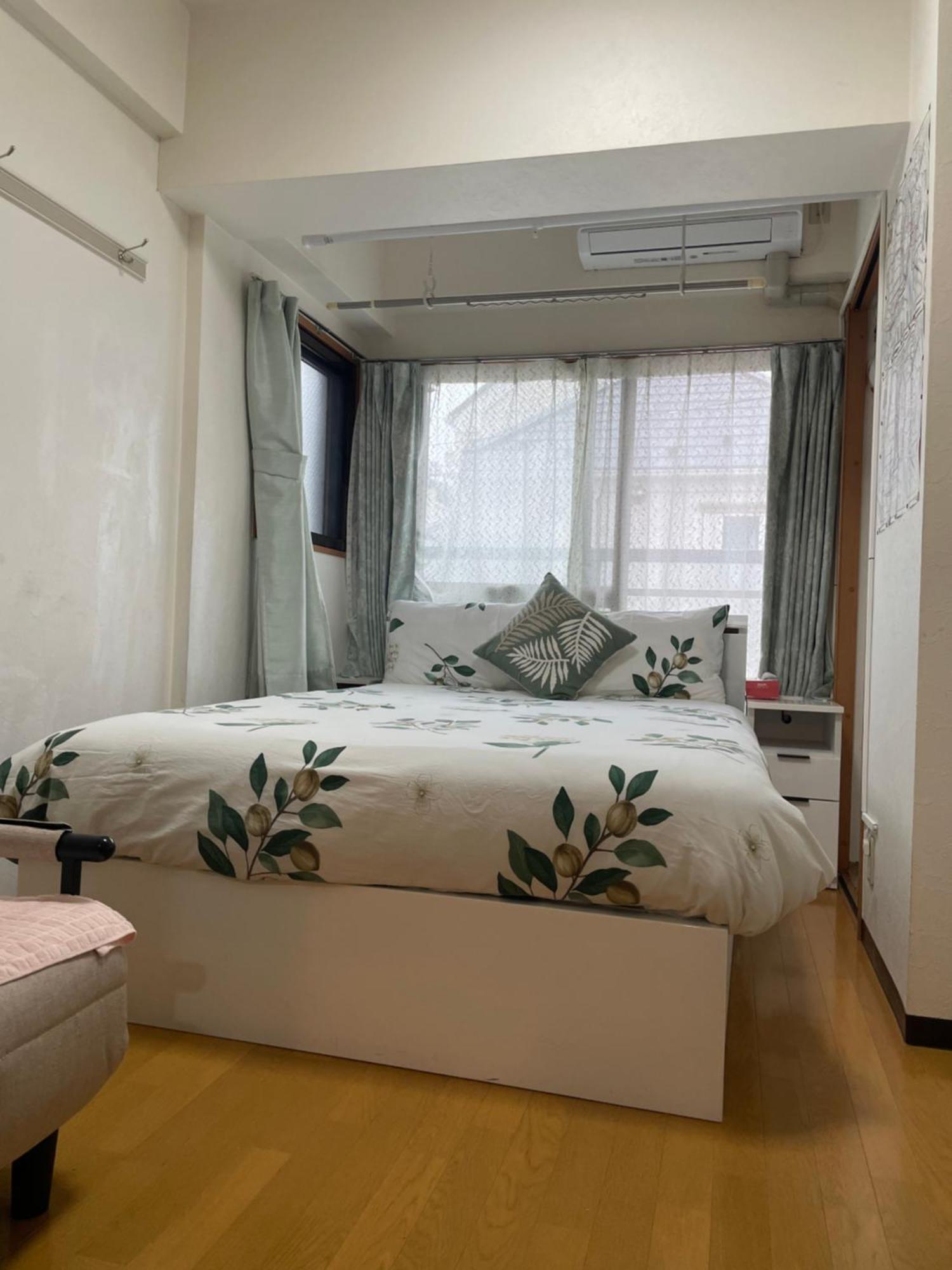 新宿安靜の家-A Quiet Home In Shinjuku - A 26 Square Meter Double Bed Room That Feels Like Home Tōkyō Extérieur photo